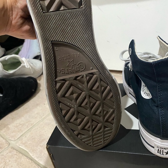 Converse Women's High-top platform shoes size 9 - Picture 4 of 7